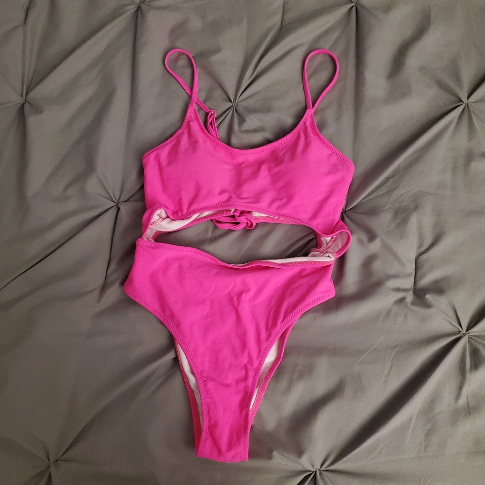 Pink Cut-Out One Piece Swimsuit - Picture 2 of 6
